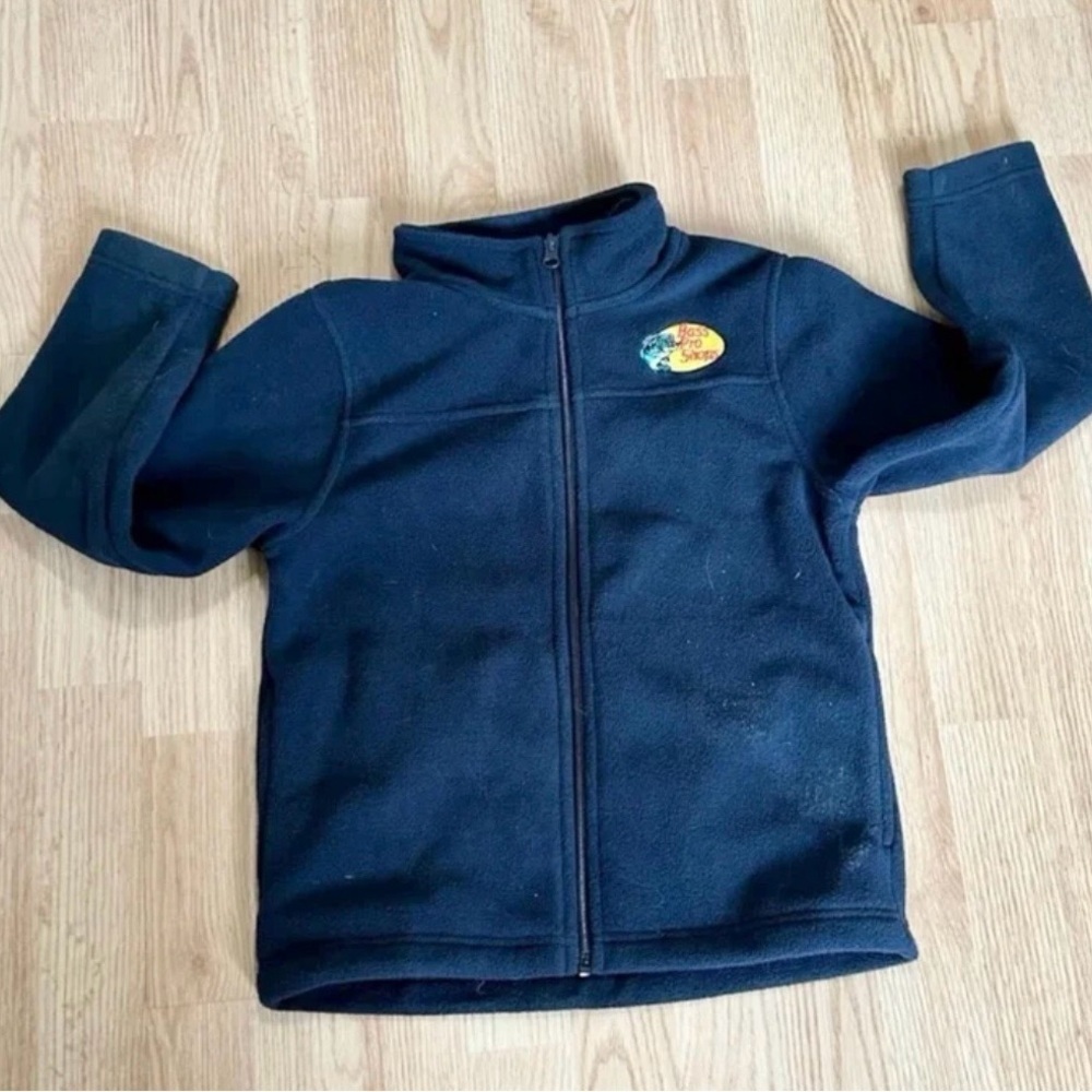 Bass pro jacket boys or girls size medium black coat